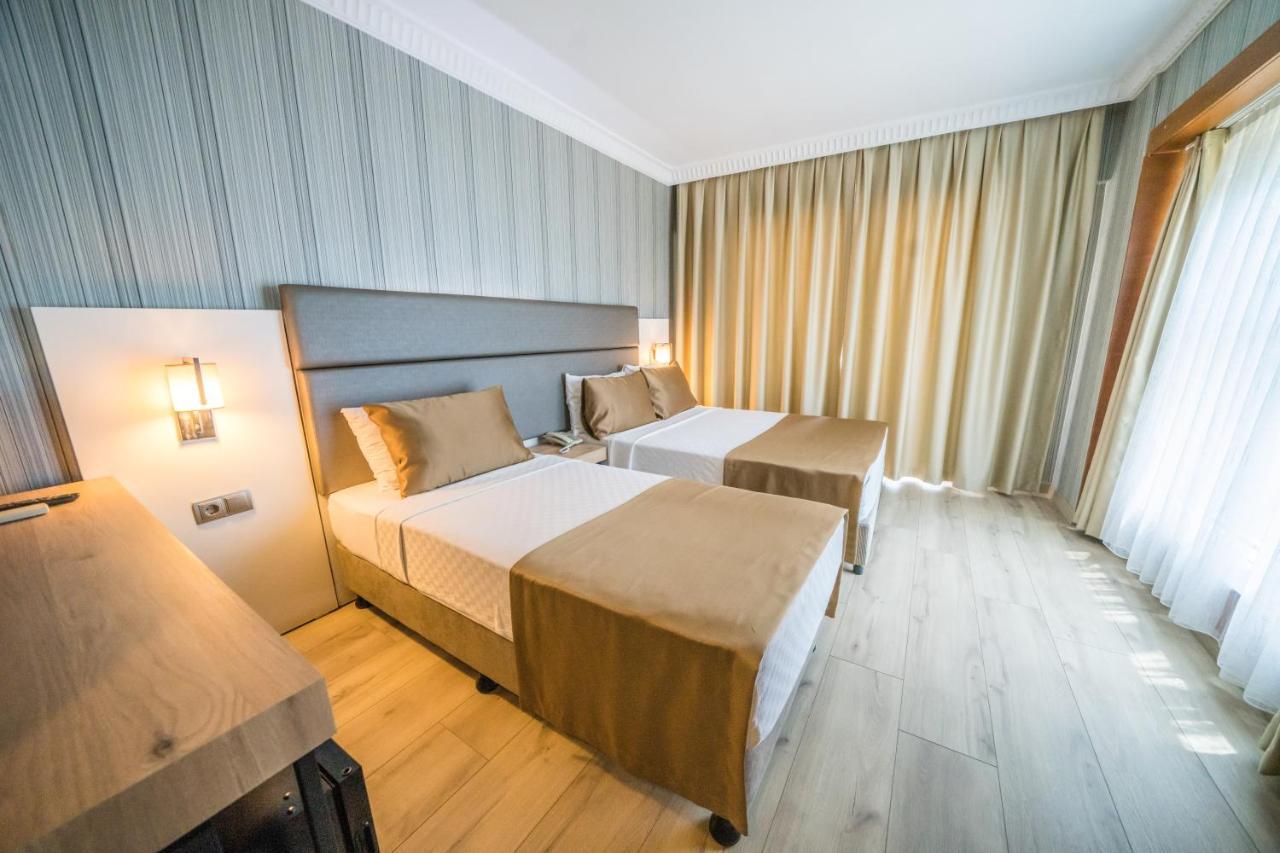 Point Beach Hotel มาร์มาริส ภายนอก รูปภาพ