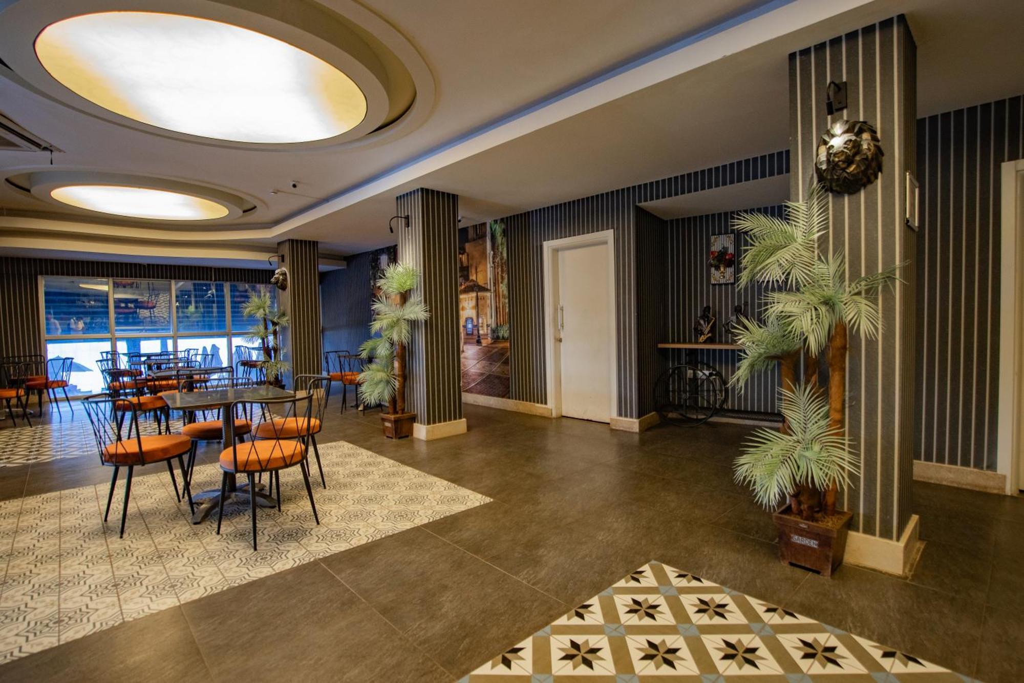 Point Beach Hotel มาร์มาริส ภายนอก รูปภาพ