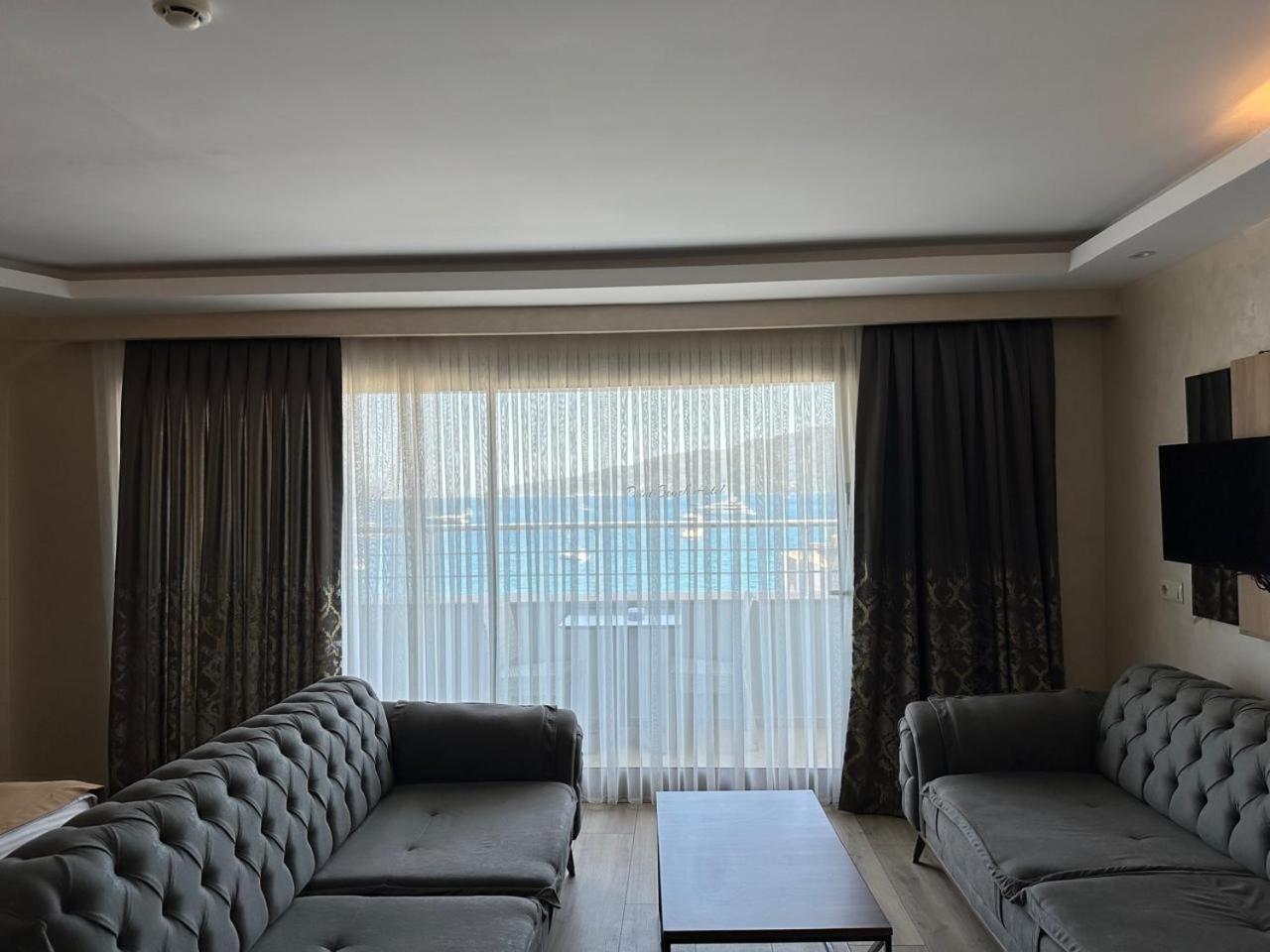 Point Beach Hotel มาร์มาริส ภายนอก รูปภาพ